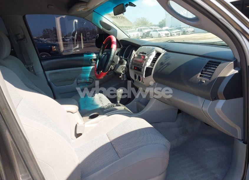 Photo 5 of 2010 Toyota Tacoma DOUBLE CAB PRERUNNER (VIN 3TMJU4GNXAM099667)