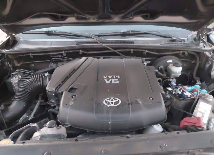 Photo 10 of 2010 Toyota Tacoma DOUBLE CAB PRERUNNER (VIN 3TMJU4GNXAM100347)