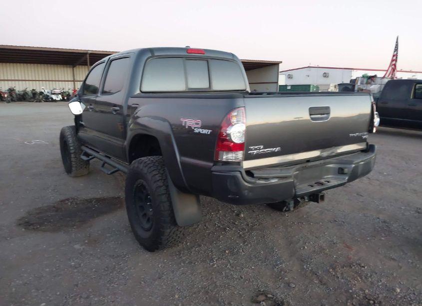 Photo 3 of 2010 Toyota Tacoma DOUBLE CAB PRERUNNER (VIN 3TMJU4GNXAM100347)