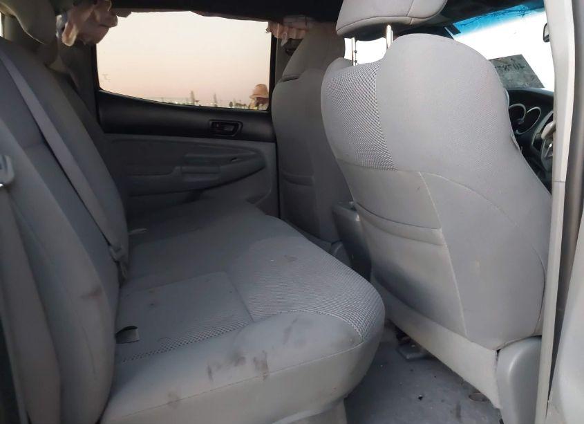 Photo 8 of 2010 Toyota Tacoma DOUBLE CAB PRERUNNER (VIN 3TMJU4GNXAM100347)
