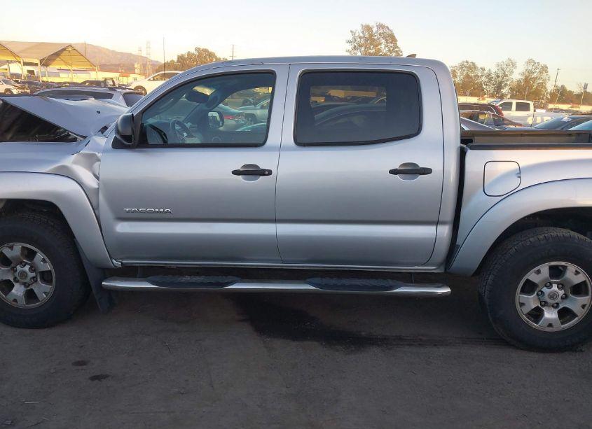 Photo 14 of 2012 Toyota Tacoma DOUBLE CAB PRERUNNER (VIN 3TMJU4GNXCM134243)