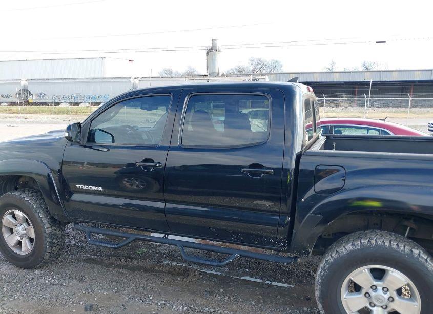 Photo 14 of 2013 Toyota Tacoma DOUBLE CAB PRERUNNER (VIN 3TMJU4GNXDM140089)