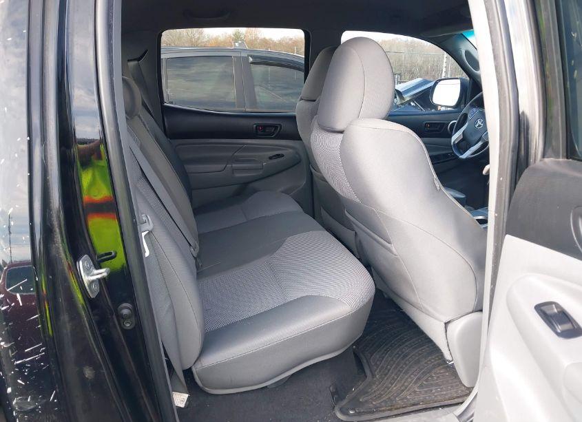 Photo 8 of 2013 Toyota Tacoma DOUBLE CAB PRERUNNER (VIN 3TMJU4GNXDM140089)