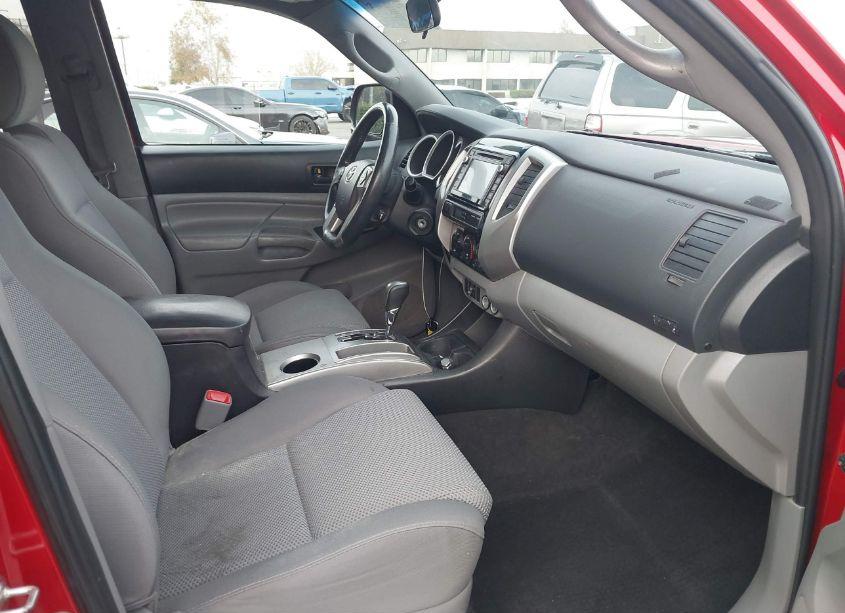 Photo 5 of 2014 Toyota Tacoma DOUBLE CAB PRERUNNER (VIN 3TMJU4GNXEM160778)
