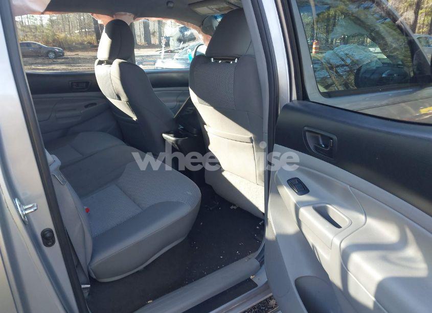 Photo 8 of 2015 Toyota Tacoma DOUBLE CAB PRERUNNER (VIN 3TMJU4GNXFM191580)