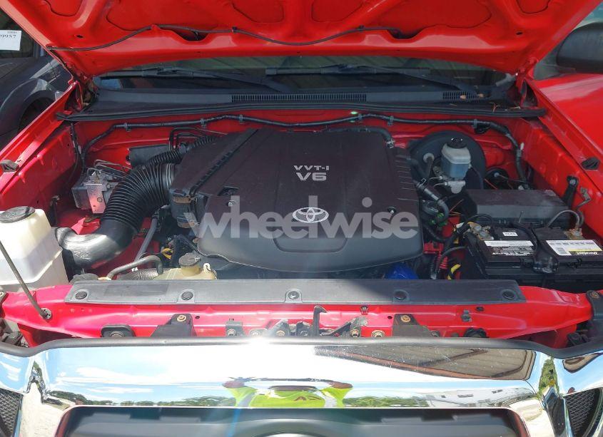 Photo 10 of 2005 Toyota Tacoma PRERUNNER V6 (VIN 3TMJU62N05M001674)