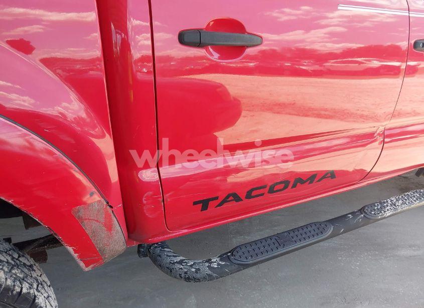 Photo 6 of 2005 Toyota Tacoma PRERUNNER V6 (VIN 3TMJU62N05M001674)