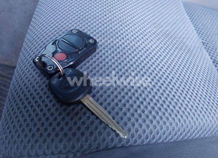 Photo 11 of 2005 Toyota Tacoma DOUBLE CAB PRERUNNER (VIN 3TMJU62N05M002551)