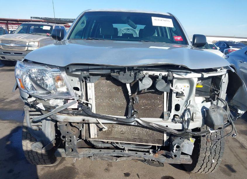 Photo 13 of 2009 Toyota Tacoma PRERUNNER V6 (VIN 3TMJU62N09M081449)