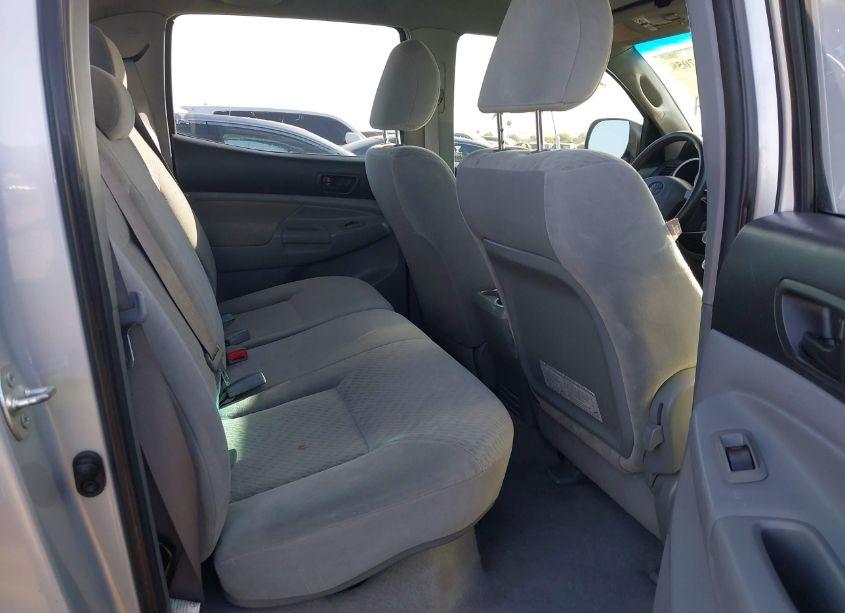 Photo 8 of 2009 Toyota Tacoma PRERUNNER V6 (VIN 3TMJU62N09M081449)