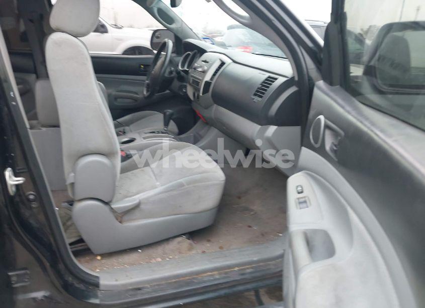 Photo 5 of 2008 Toyota Tacoma PRERUNNER V6 (VIN 3TMJU62N18M050368)