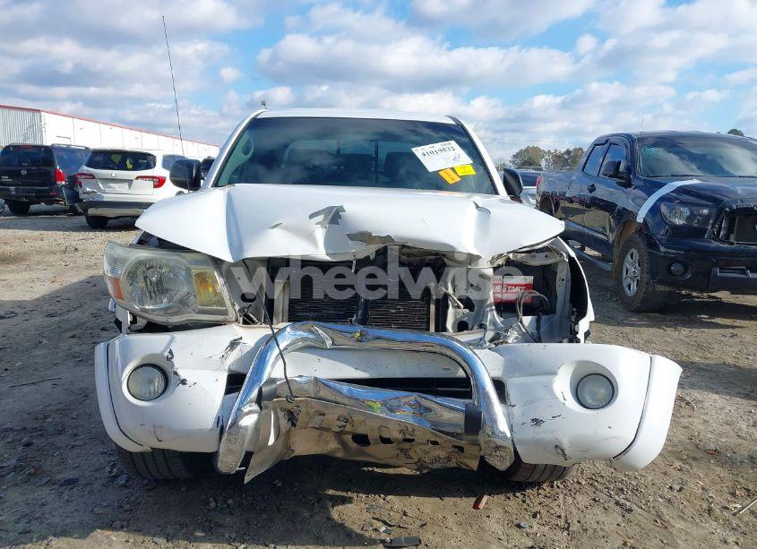 Photo 13 of 2008 Toyota Tacoma PRERUNNER V6 (VIN 3TMJU62N18M052475)