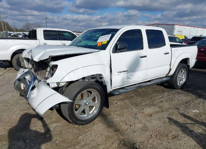 Photo 2 of 2008 Toyota Tacoma PRERUNNER V6 (VIN 3TMJU62N18M052475)