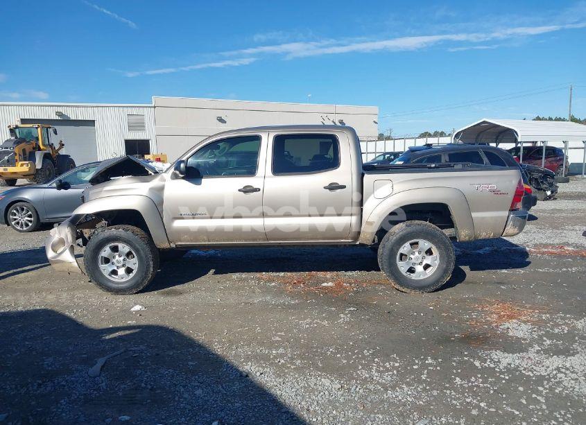 Photo 14 of 2005 Toyota Tacoma DOUBLE CAB PRERUNNER (VIN 3TMJU62N25M006858)