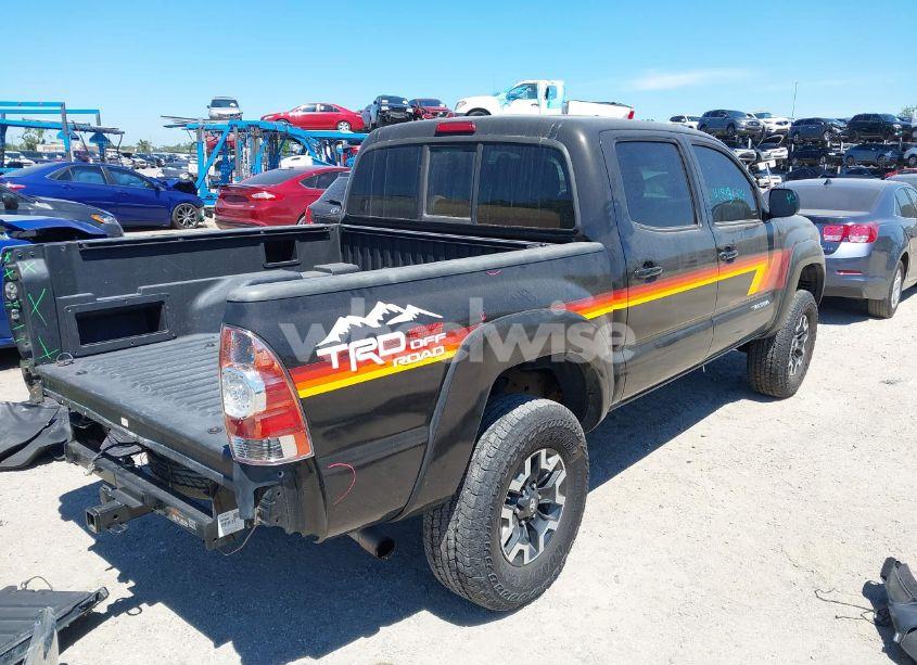 Photo 4 of 2006 Toyota Tacoma PRERUNNER V6 (VIN 3TMJU62N26M015075)
