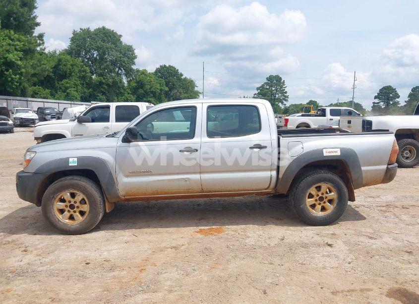 Photo 14 of 2006 Toyota Tacoma PRERUNNER (VIN 3TMJU62N26M018199)