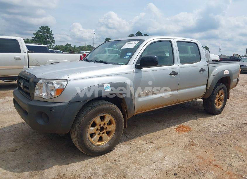 Photo 2 of 2006 Toyota Tacoma PRERUNNER (VIN 3TMJU62N26M018199)