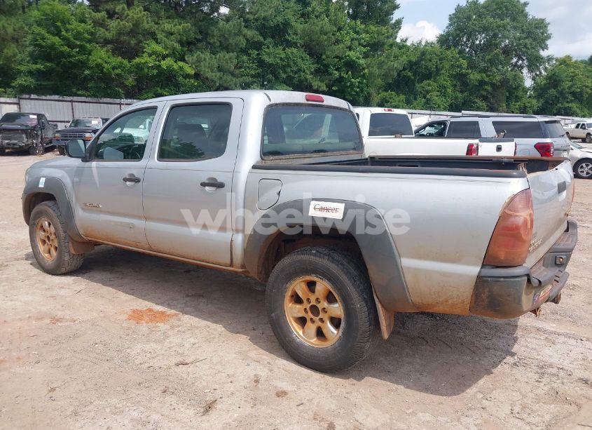 Photo 3 of 2006 Toyota Tacoma PRERUNNER (VIN 3TMJU62N26M018199)