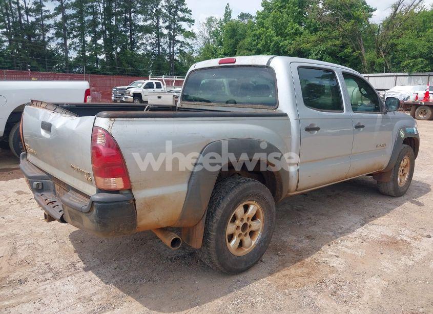 Photo 4 of 2006 Toyota Tacoma PRERUNNER (VIN 3TMJU62N26M018199)