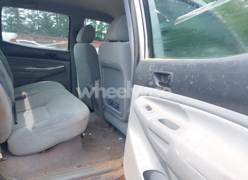 Photo 8 of 2006 Toyota Tacoma PRERUNNER (VIN 3TMJU62N26M018199)