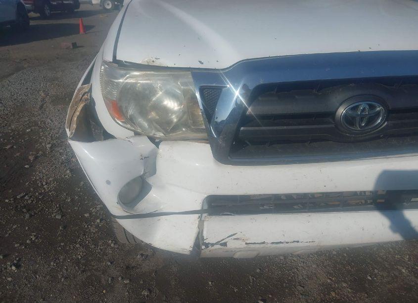 Photo 17 of 2009 Toyota Tacoma PRERUNNER V6 (VIN 3TMJU62N29M082991)