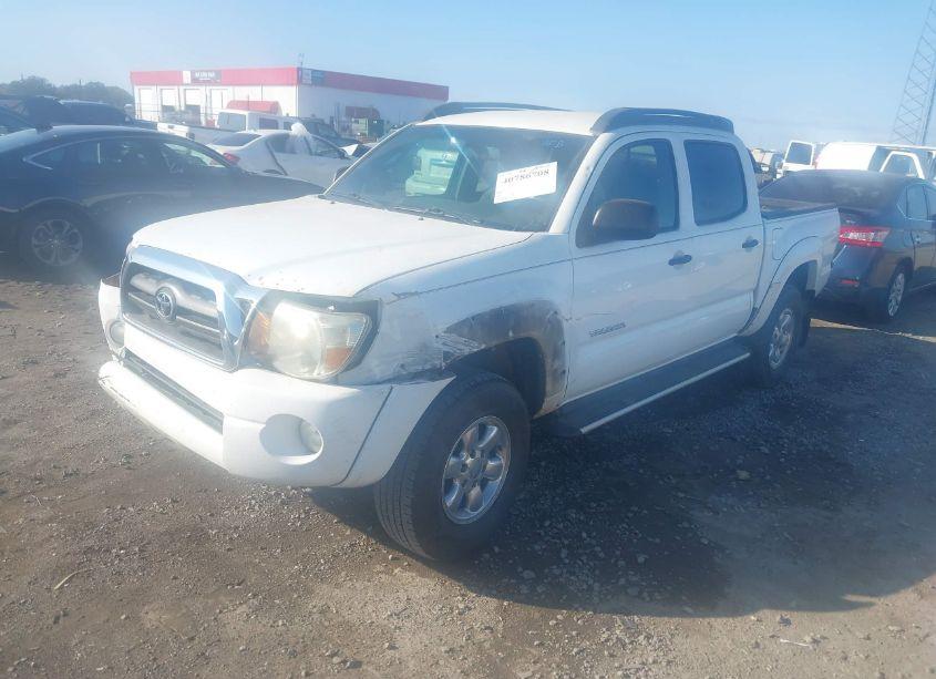 Photo 2 of 2009 Toyota Tacoma PRERUNNER V6 (VIN 3TMJU62N29M082991)
