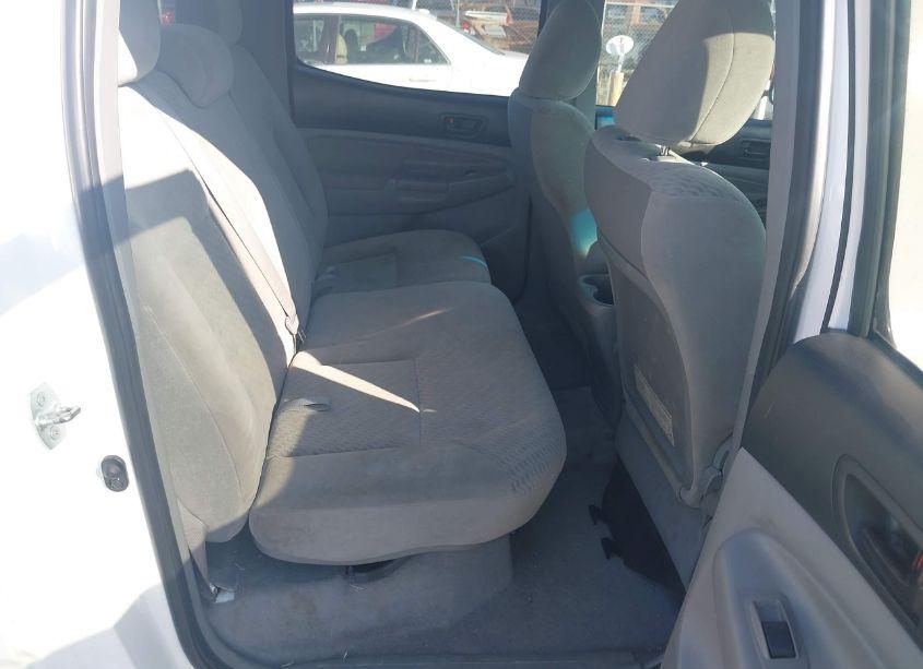 Photo 8 of 2009 Toyota Tacoma PRERUNNER V6 (VIN 3TMJU62N29M082991)