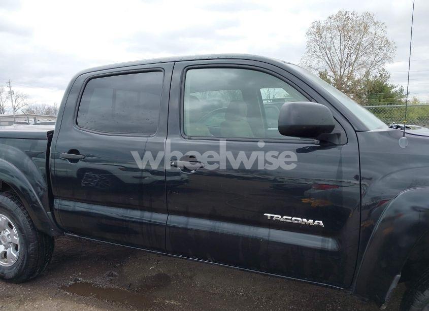 Photo 14 of 2006 Toyota Tacoma PRERUNNER V6 (VIN 3TMJU62N36M009690)