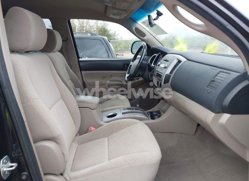 Photo 5 of 2006 Toyota Tacoma PRERUNNER V6 (VIN 3TMJU62N36M009690)