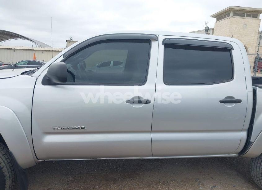 Photo 14 of 2007 Toyota Tacoma PRERUNNER V6 (VIN 3TMJU62N37M033683)