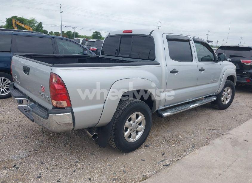 Photo 4 of 2007 Toyota Tacoma PRERUNNER V6 (VIN 3TMJU62N37M033683)