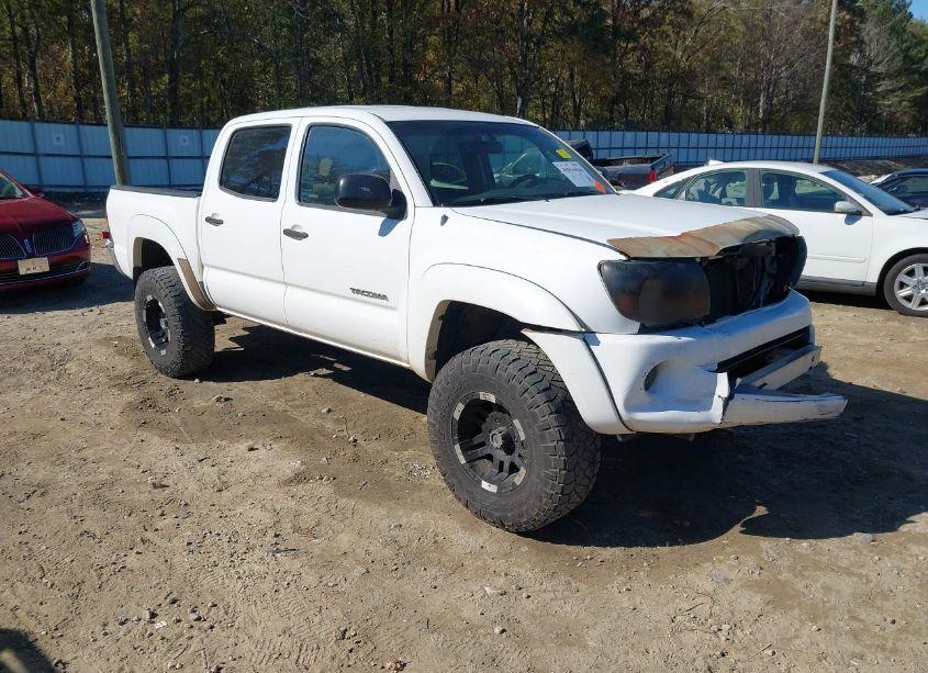 2007 Toyota Tacoma PRERUNNER V6 (VIN 3TMJU62N37M034896) main photo