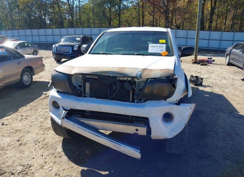 Photo 13 of 2007 Toyota Tacoma PRERUNNER V6 (VIN 3TMJU62N37M034896)