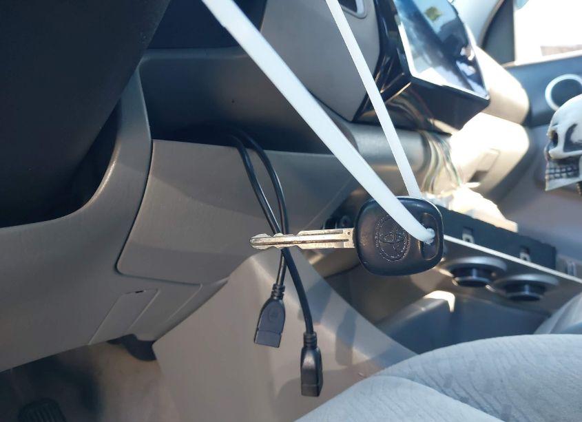 Photo 11 of 2007 Toyota Tacoma PRERUNNER V6 (VIN 3TMJU62N37M045316)