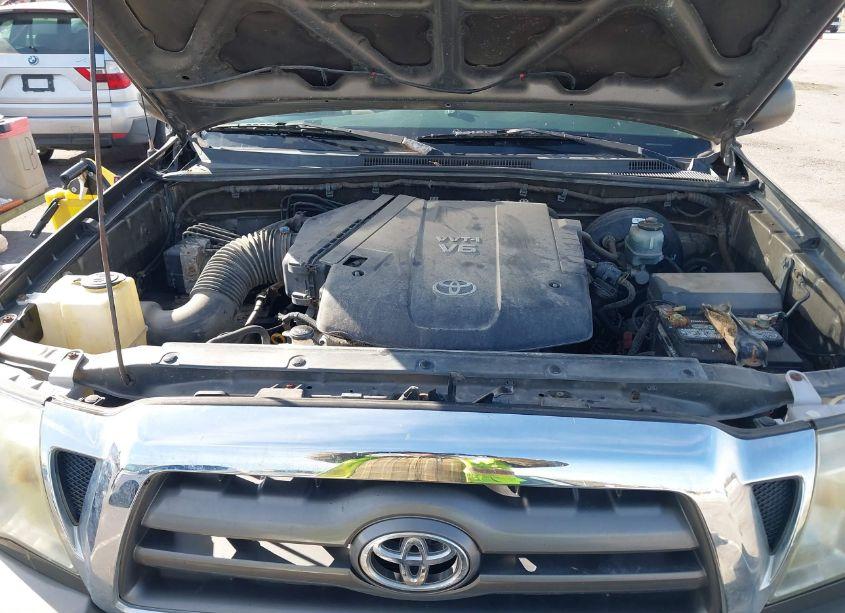 Photo 10 of 2009 Toyota Tacoma PRERUNNER V6 (VIN 3TMJU62N39M082384)