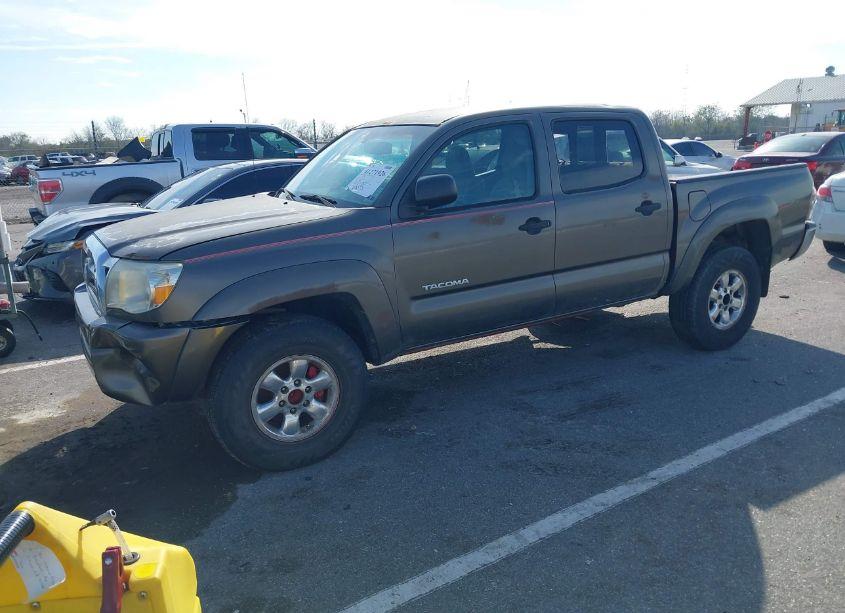 Photo 2 of 2009 Toyota Tacoma PRERUNNER V6 (VIN 3TMJU62N39M082384)
