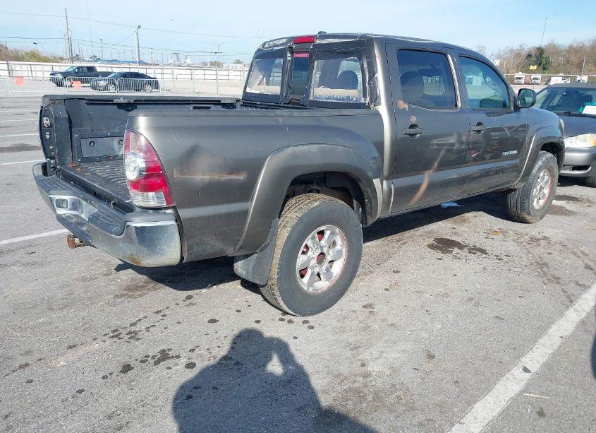 Photo 4 of 2009 Toyota Tacoma PRERUNNER V6 (VIN 3TMJU62N39M082384)