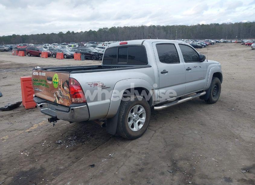 Photo 4 of 2007 Toyota Tacoma PRERUNNER V6 (VIN 3TMJU62N47M034292)