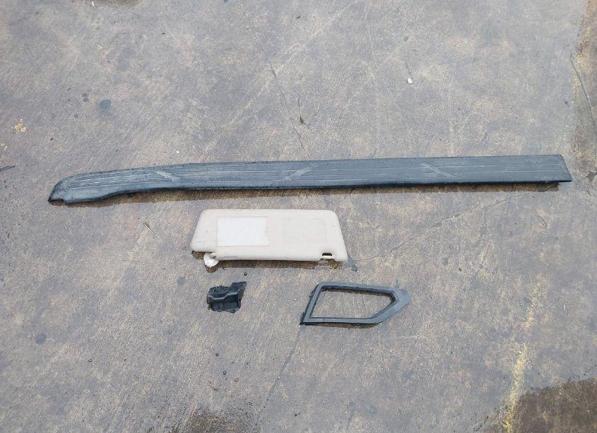 Photo 12 of 2007 Toyota Tacoma PRERUNNER V6 (VIN 3TMJU62N47M045969)