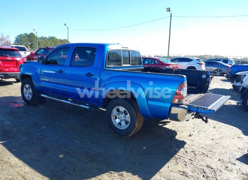 Photo 3 of 2009 Toyota Tacoma PRERUNNER V6 (VIN 3TMJU62N49M073628)