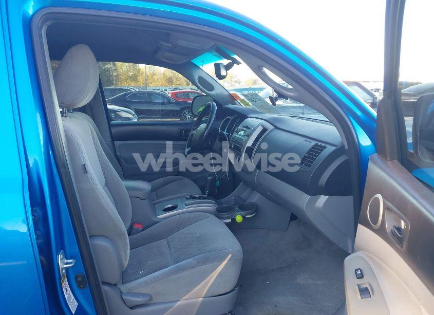Photo 5 of 2009 Toyota Tacoma PRERUNNER V6 (VIN 3TMJU62N49M073628)