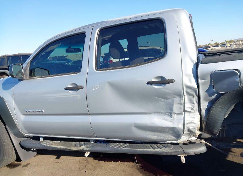 Photo 14 of 2009 Toyota Tacoma PRERUNNER V6 (VIN 3TMJU62N49M074620)