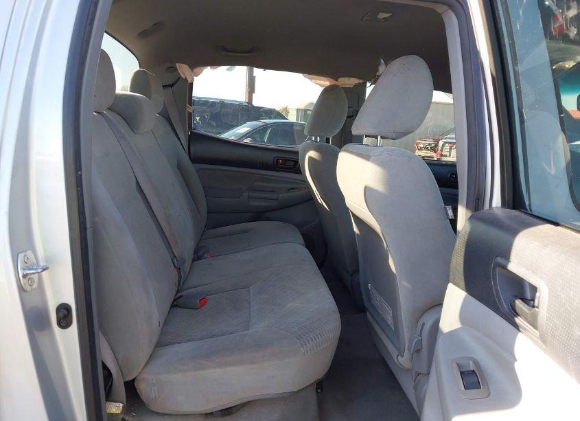 Photo 8 of 2009 Toyota Tacoma PRERUNNER V6 (VIN 3TMJU62N49M074620)