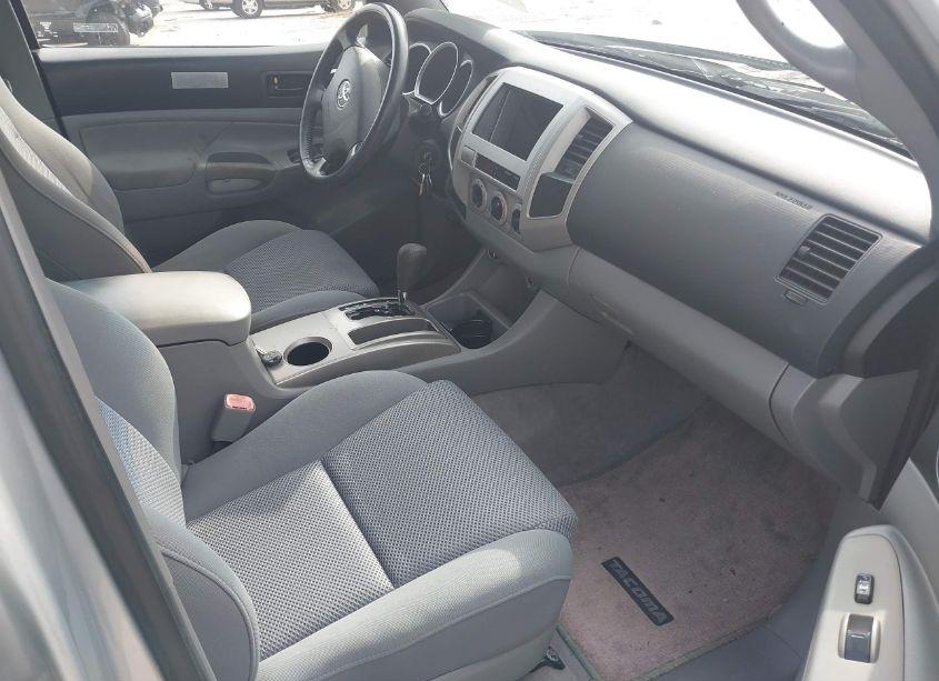 Photo 5 of 2005 Toyota Tacoma DOUBLE CAB PRERUNNER (VIN 3TMJU62N55M005008)