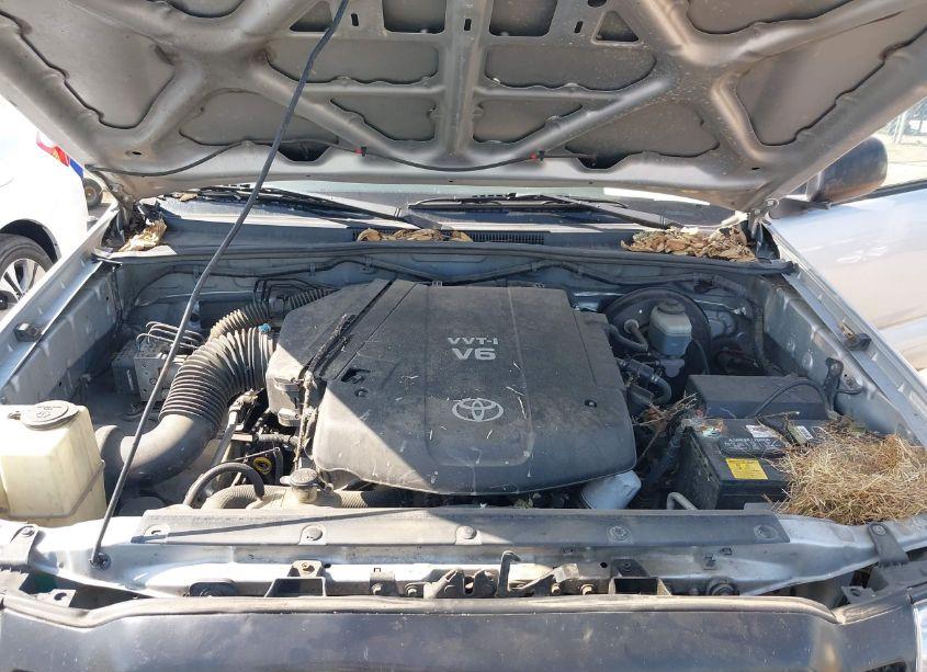 Photo 10 of 2006 Toyota Tacoma PRERUNNER V6 (VIN 3TMJU62N56M011182)