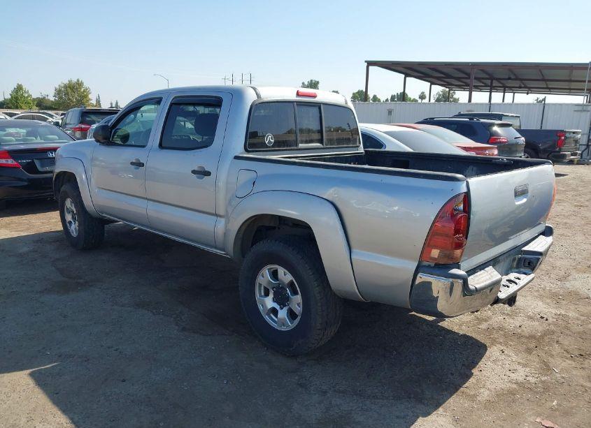 Photo 3 of 2006 Toyota Tacoma PRERUNNER V6 (VIN 3TMJU62N56M011182)
