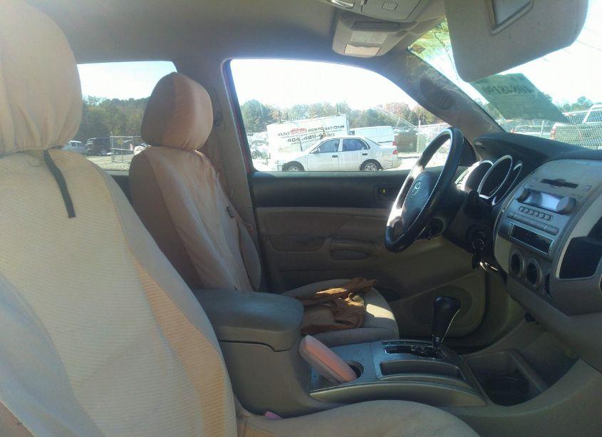 Photo 5 of 2007 Toyota Tacoma PRERUNNER V6 (VIN 3TMJU62N57M045494)