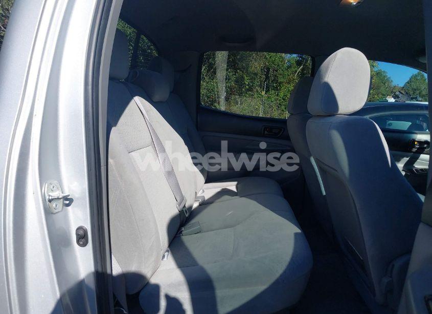 Photo 8 of 2008 Toyota Tacoma PRERUNNER V6 (VIN 3TMJU62N58M055282)