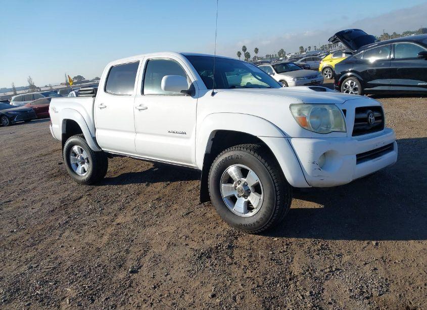 2008 Toyota Tacoma DOUBLE CAB PRERUNNER (VIN 3TMJU62N58M070252) main photo