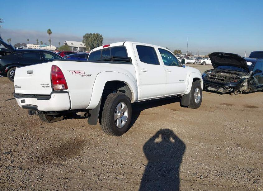 Photo 4 of 2008 Toyota Tacoma DOUBLE CAB PRERUNNER (VIN 3TMJU62N58M070252)